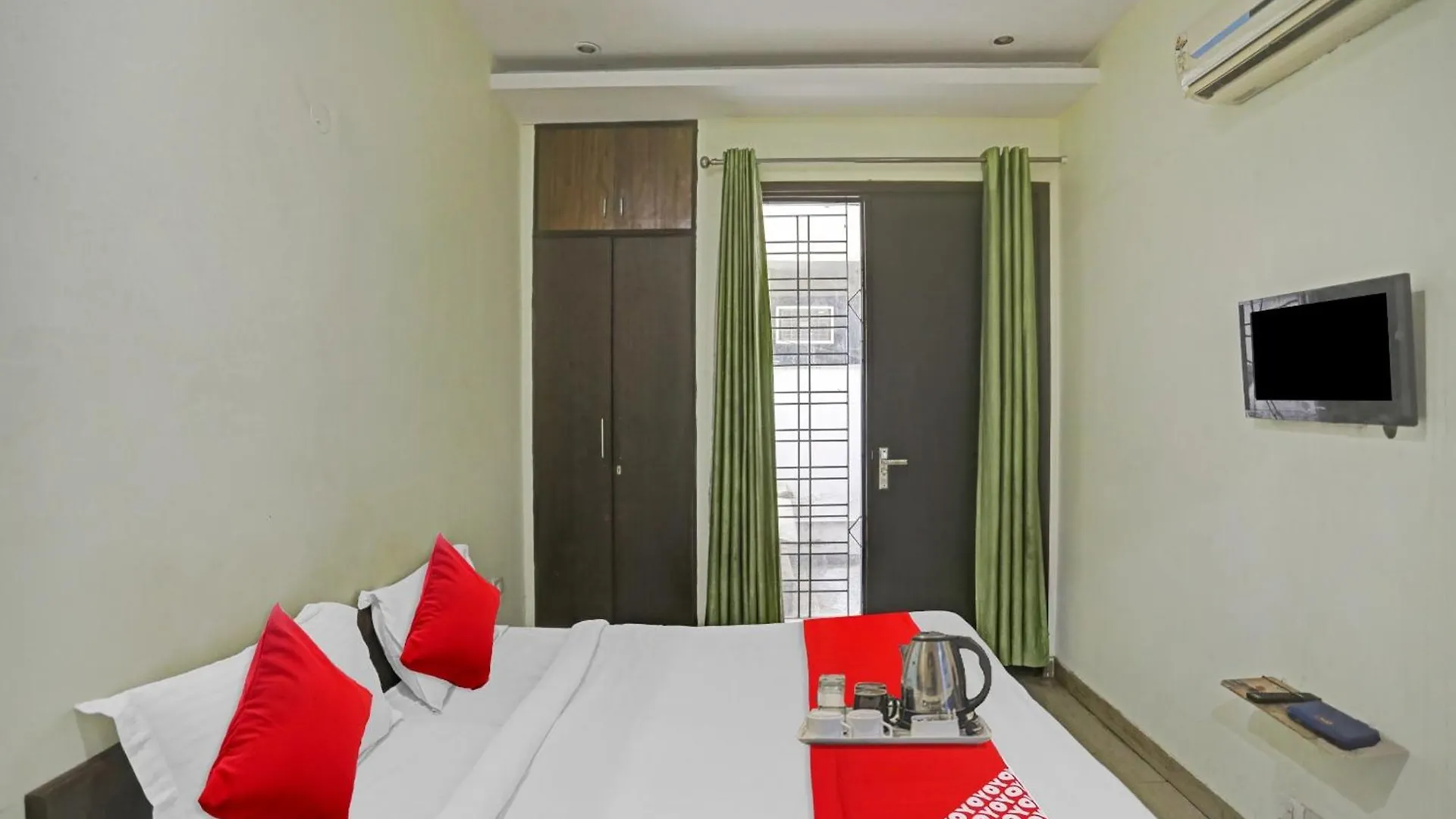 Hotel O Mahadev Guest House Gurgaon